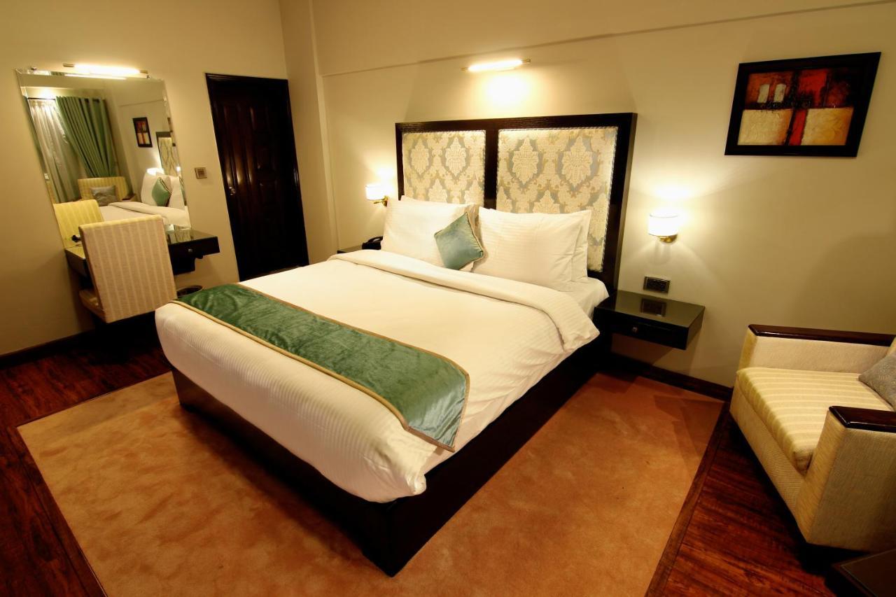 The Reserve Boutique Hotel Карачи Экстерьер фото